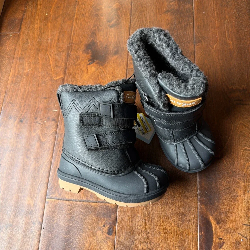 Cat & Jack Toddler Boys Black Winter Snow Boots Faux Fur Lined Size 7 NEW